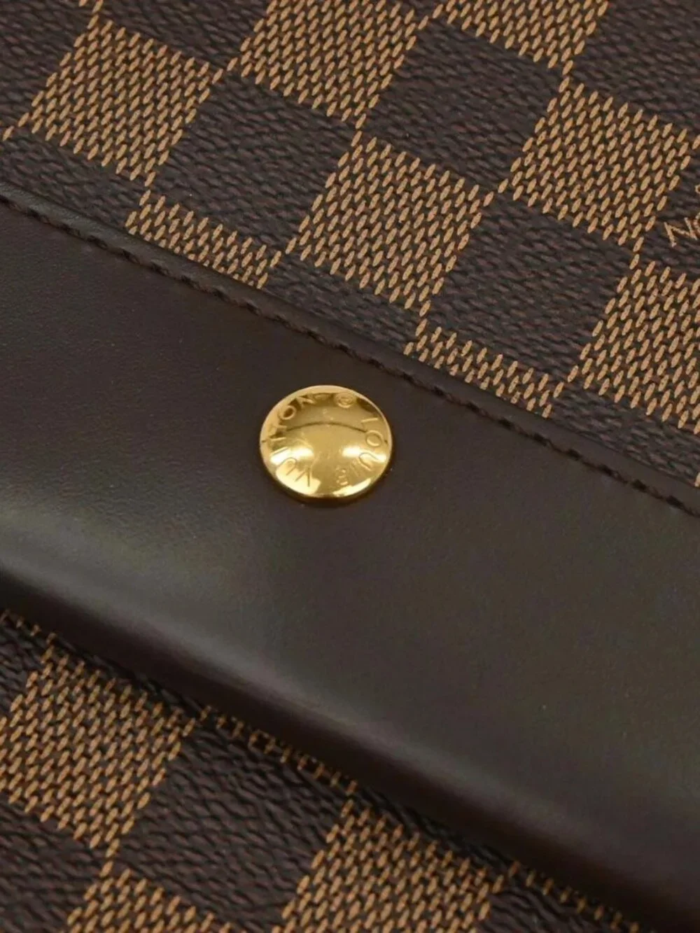 Louis Vuitton Damier Aubagne